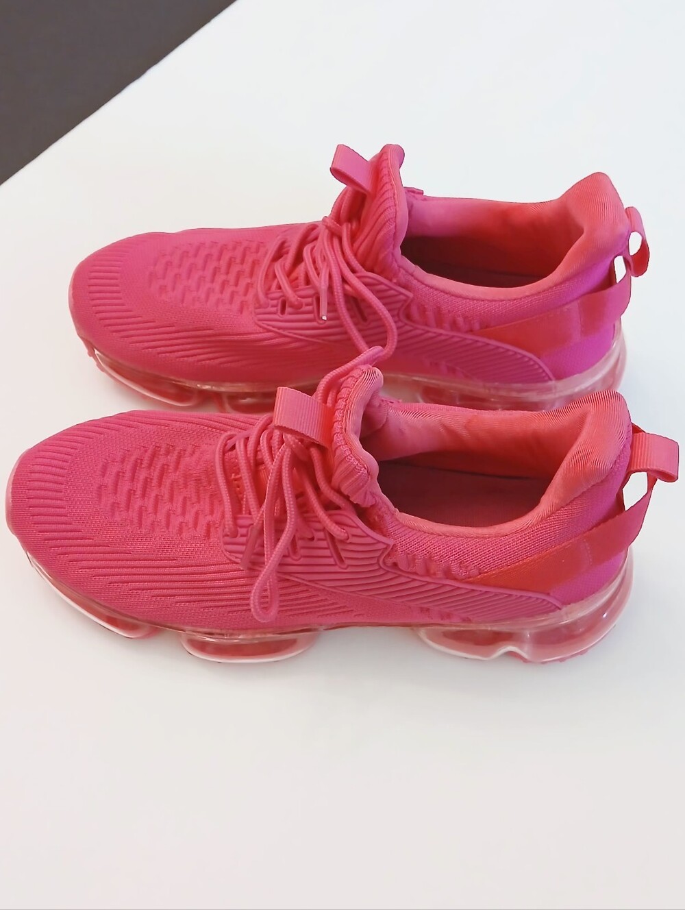 •FREEWALK FOAM FIT• Hot Pink Knit Slip-on Sneakers